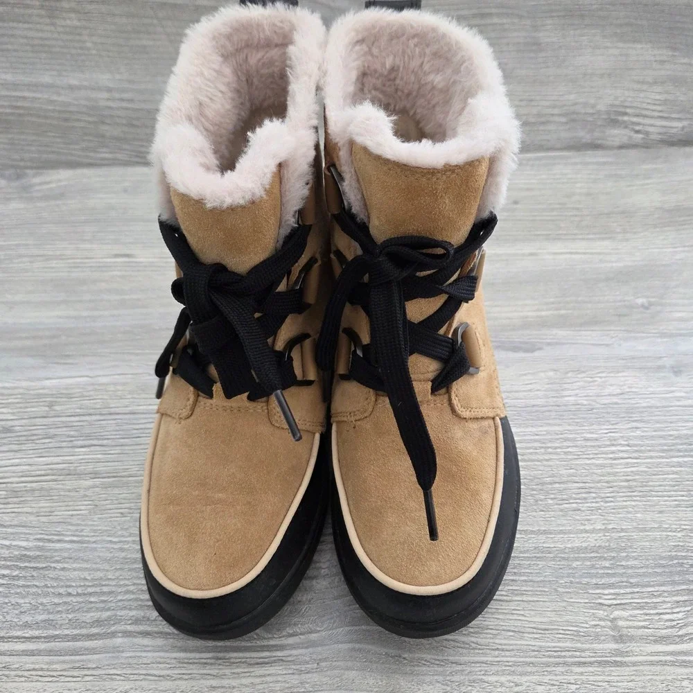 Sorel Tivoli IV Waterproof Winter Boots Tan Black Faux Fur Womens 6.5